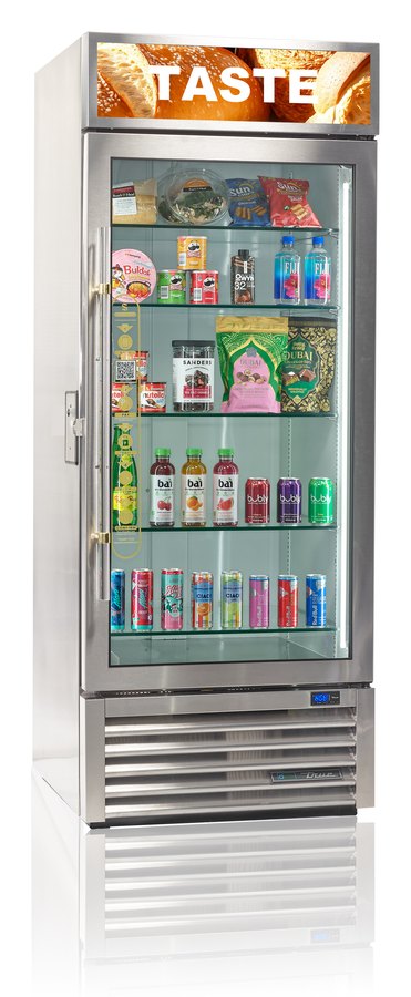 SandStar TASTE-GDM glass-door AI smart cooler